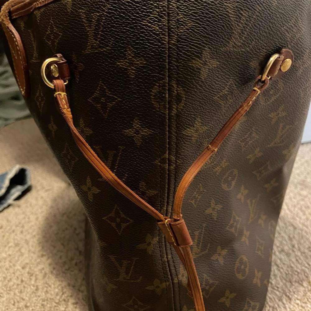 Louis Vuitton Neverfull MM